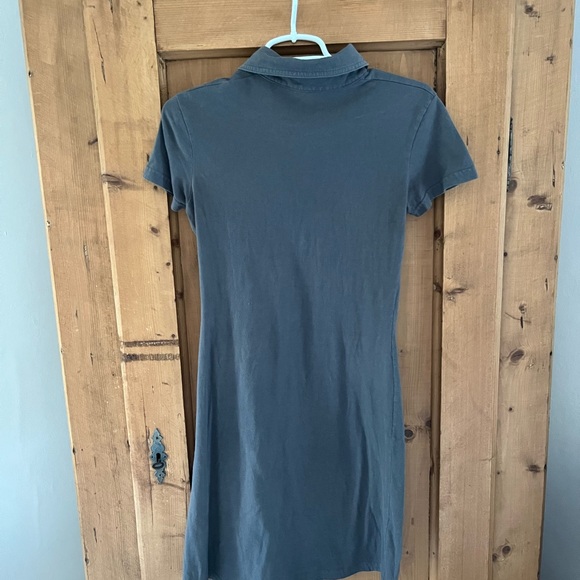 Gray Collared Button-Up Dress - Picture 2 of 4